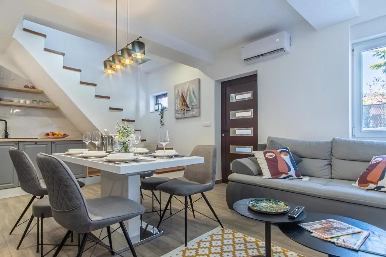 Su Casa - At Kastela Oldtown Apartment Croatia