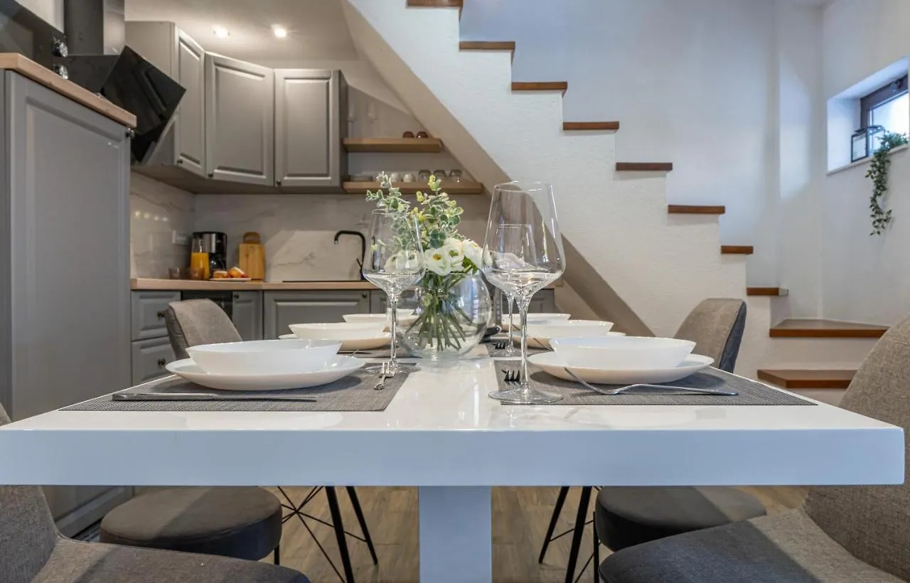Su Casa - At Kastela Oldtown Apartment Croatia