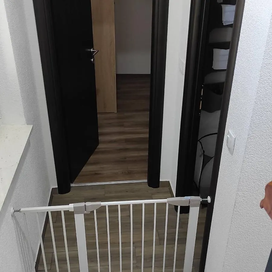 Su Casa - At Kastela Oldtown Apartment 0*,